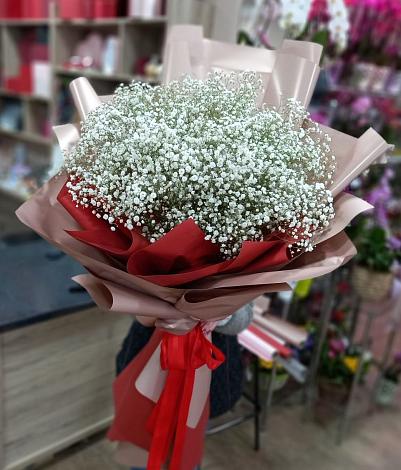 Букет цветов из: Гипсофила в Краснокаменске Красноярского края