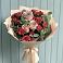 Букет цветов из: Гвоздики и Розы в Краснокаменске Красноярского края