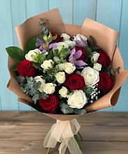 Букет цветов из:  Розы и Альстромерии #REPLACE_PRED# Краснокаменске Красноярского края