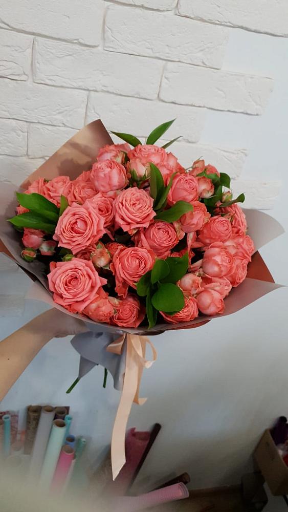 Букет цветов из: Розы в Краснокаменске Красноярского края