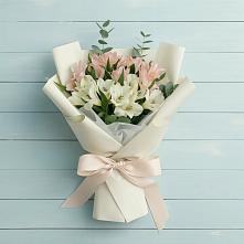 Букет цветов из:  Альстромерии в Краснокаменске Красноярского края