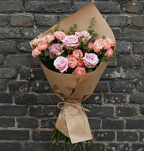 Букет цветов из:  Розы в Краснокаменске Красноярского края