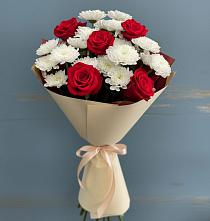 Букет цветов из:  Розы и Хризантемы в Краснокаменске Красноярского края