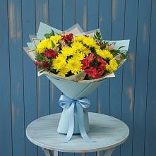 Букет цветов из:  Альстромерии и Хризантемы в Краснокаменске Красноярского края