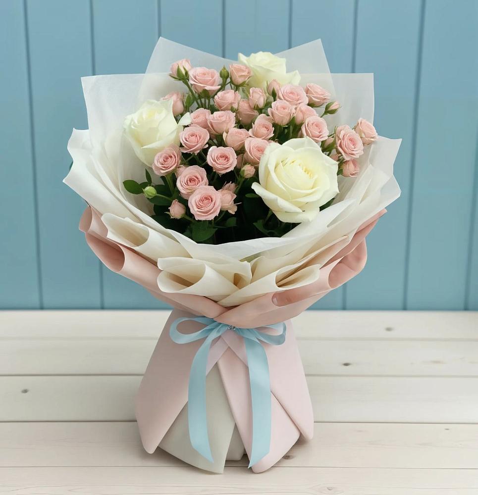 Букет цветов из: Розы в Краснокаменске Красноярского края