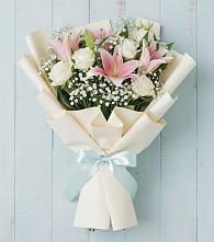 Букет цветов из:  Лилии в Краснокаменске Красноярского края