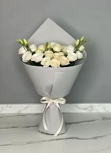 Букет цветов из:  Розы и Лизиантусы в Краснокаменске Красноярского края