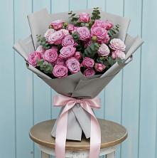 Букет цветов из:  Розы в Краснокаменске Красноярского края